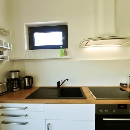 Ferienwohnung am Moselufer Zell Exterior foto